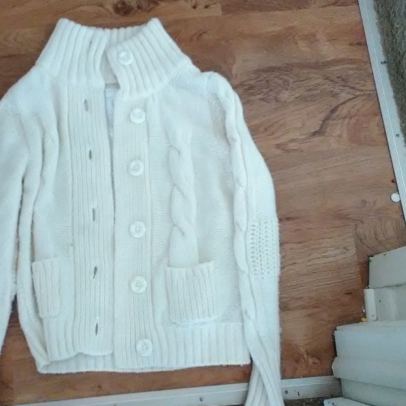 Sweater - Picture 3 of 3